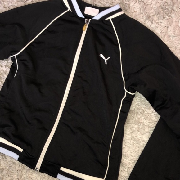puma light jacket